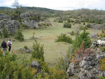 karst - Encyclopedie de l'environnement - Doline du causse du Larzac (Hérault)