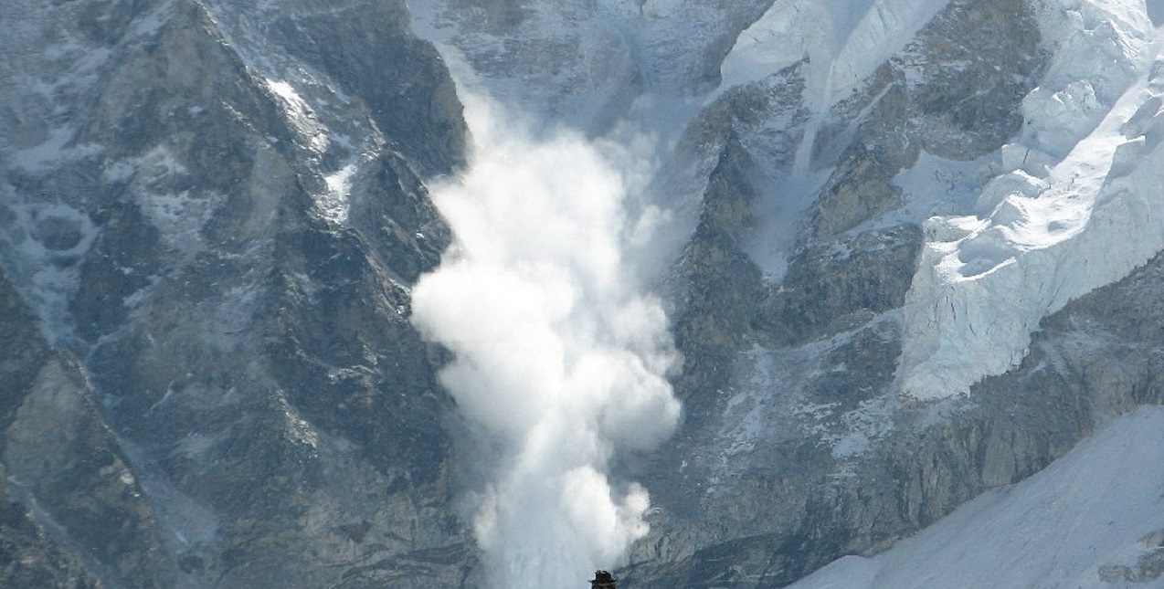 Encyclopédie environnement - avalanches - couverture