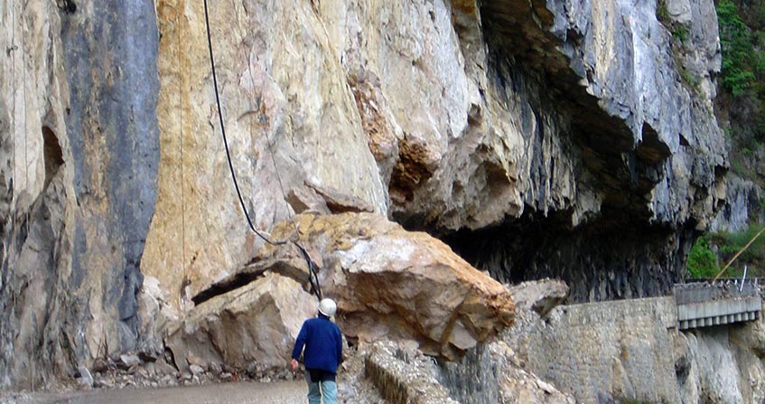 rockfall - landslides