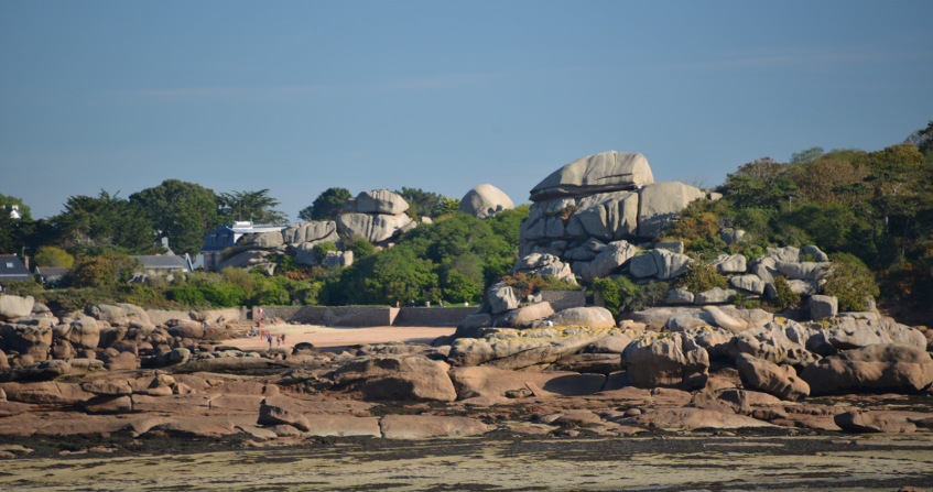 granite - granites - ploumanac'h cotes d’armor - cote granite rose - groundwater in granitic - rocks