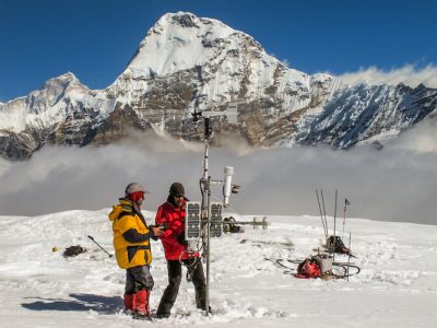 station meteo glacier mera Asie